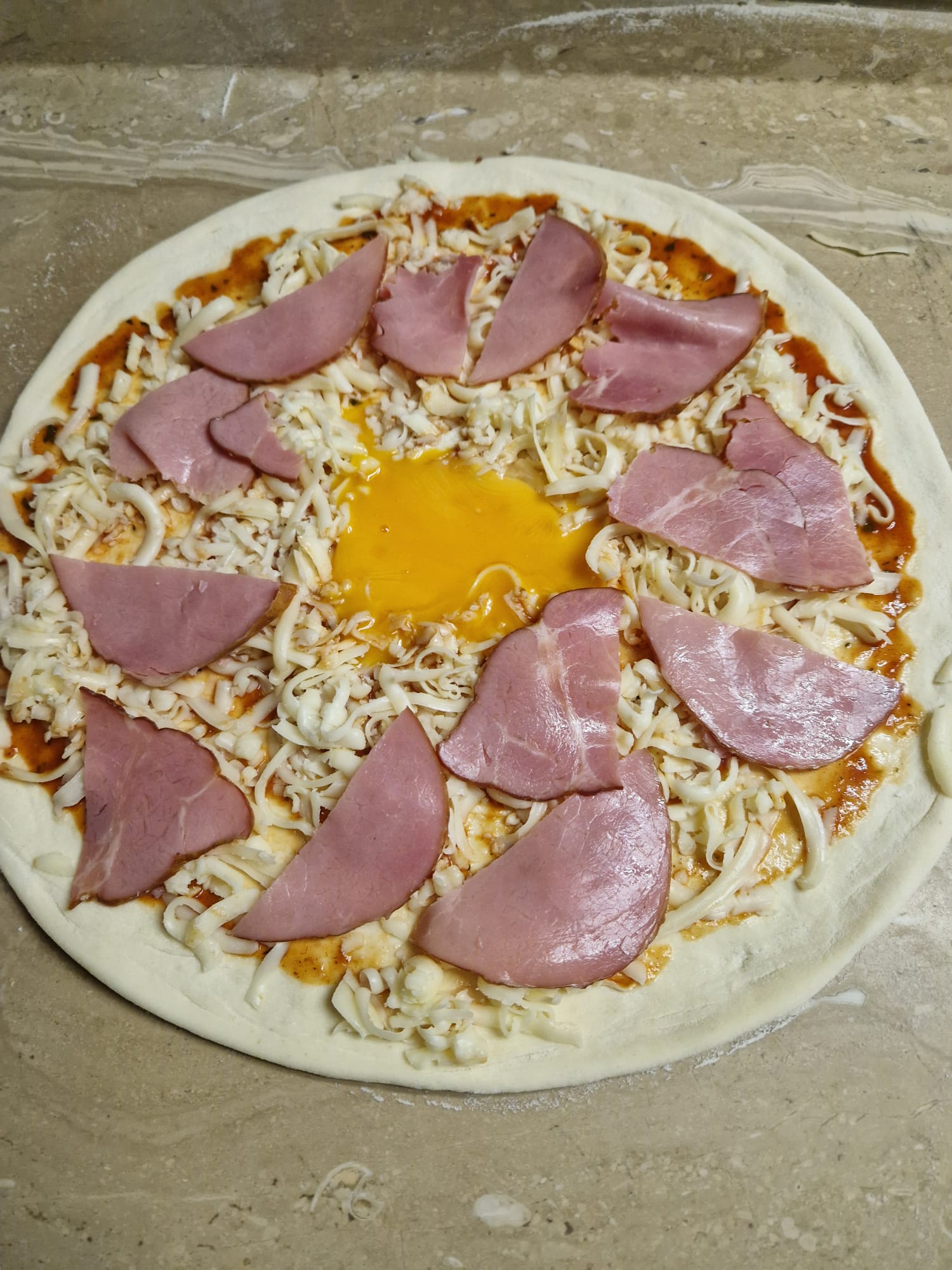 104.Sos, kaçkavall, mish i thatë, vezë